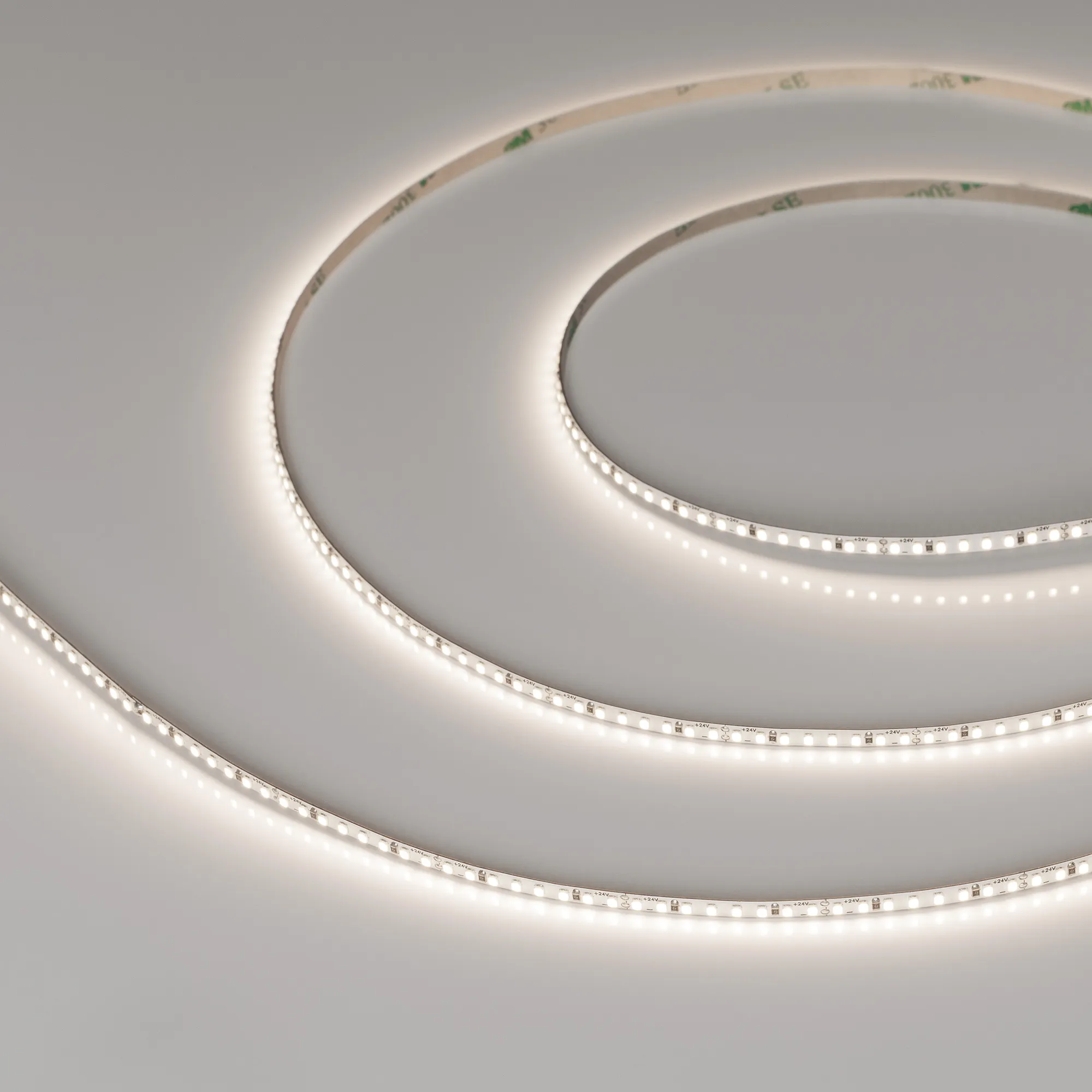 Лента светодиодная MICROLED-M240-4mm 24V Day4000 (8 W/m, IP20, 2216, 5m) (Arlight, 130 лм/Вт) - изображение товара